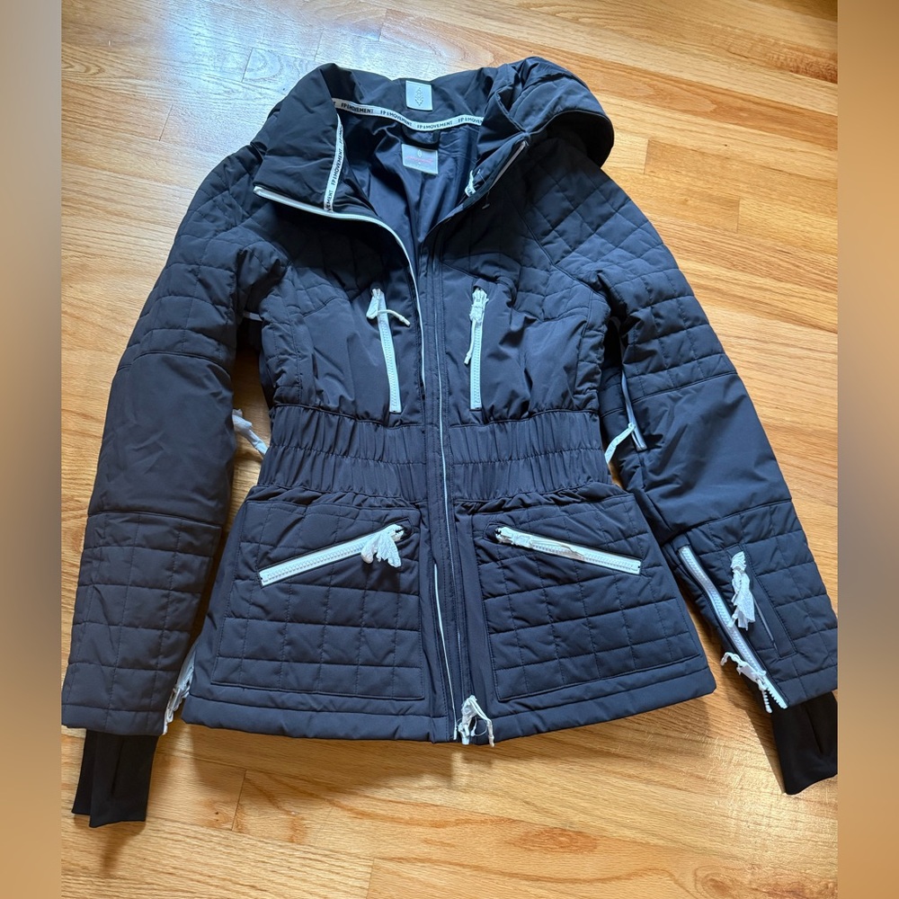 NEW All prepped ski jacket by free people Medium